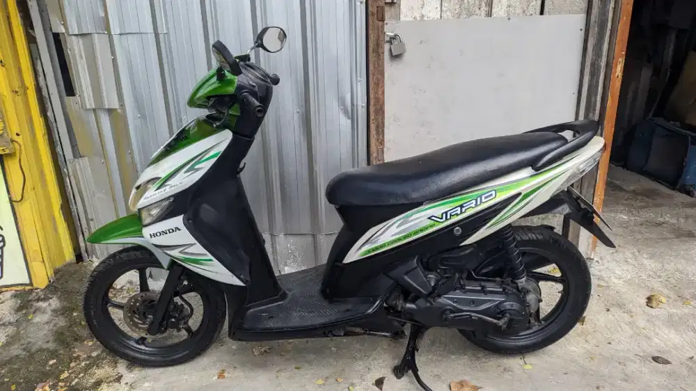 Vario Cw 2012 STNK BPKB komplit Murah