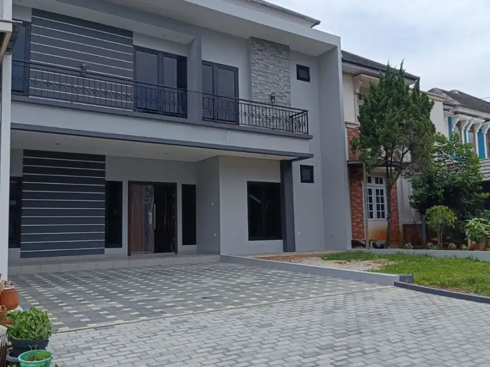 Best Deal! Rumah 250 m² Luas Tanah 200 m² Sudah Renovasi Total – Kota Wisata CIbubur 370