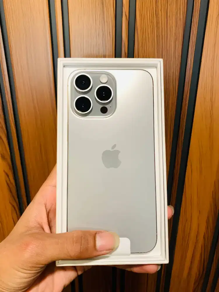 iPhone 15 pm natural titanium 256gb iBox