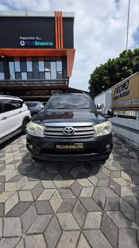 Fortuner G Diesel Matic 2011 Hitam