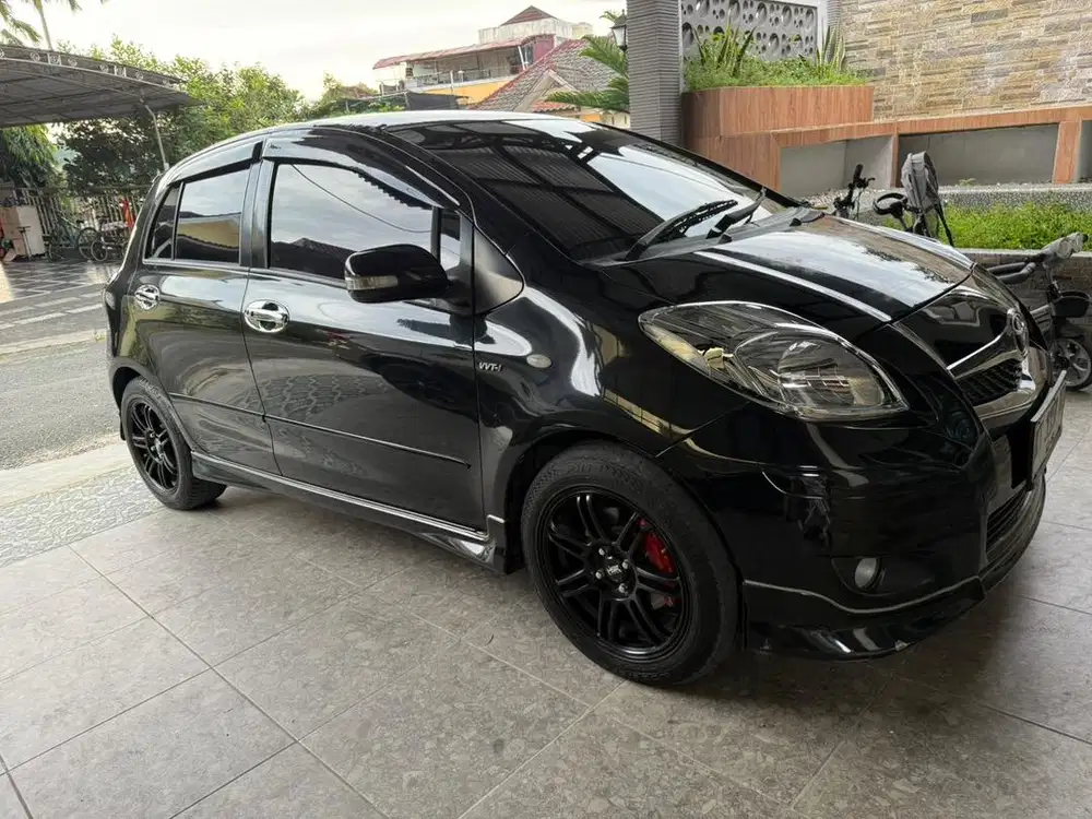 Toyota Yaris 1.5 S Limited Automatic 2010 (tipe tertinggi)