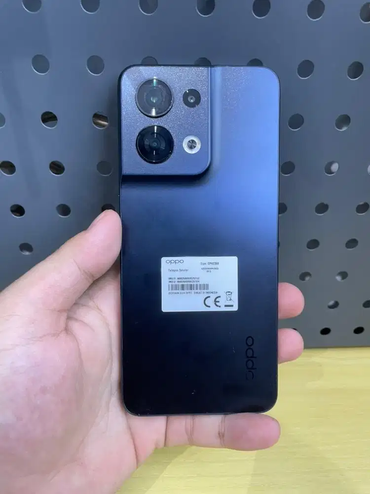 Oppo Reno 8 5G (8/256GB)