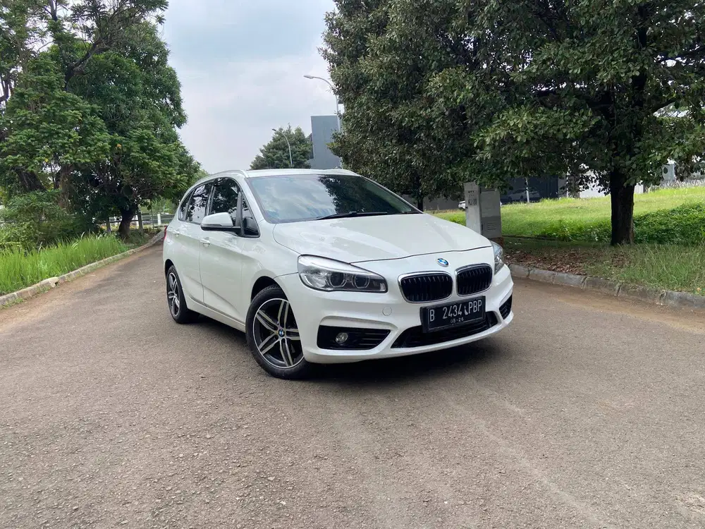 BMW 218i Active Tourer A/T