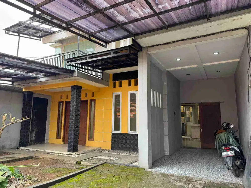 Rumah 2 Lantai LT 198 M² di Swadaya Cikunir