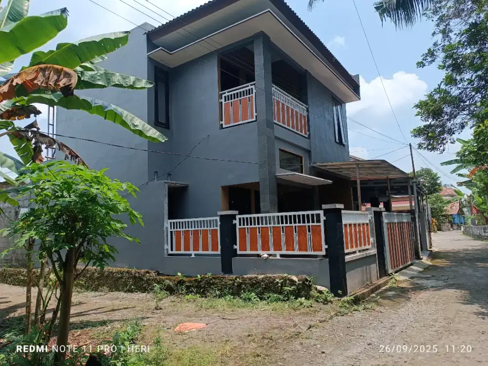Di jual Rumah baru lantai 2