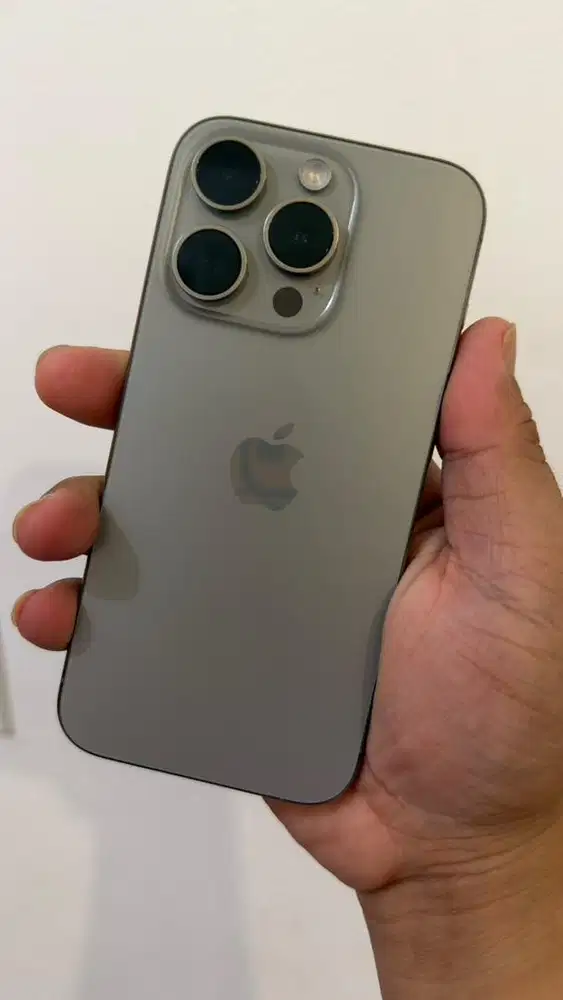 iPhone 15pro ex iBox