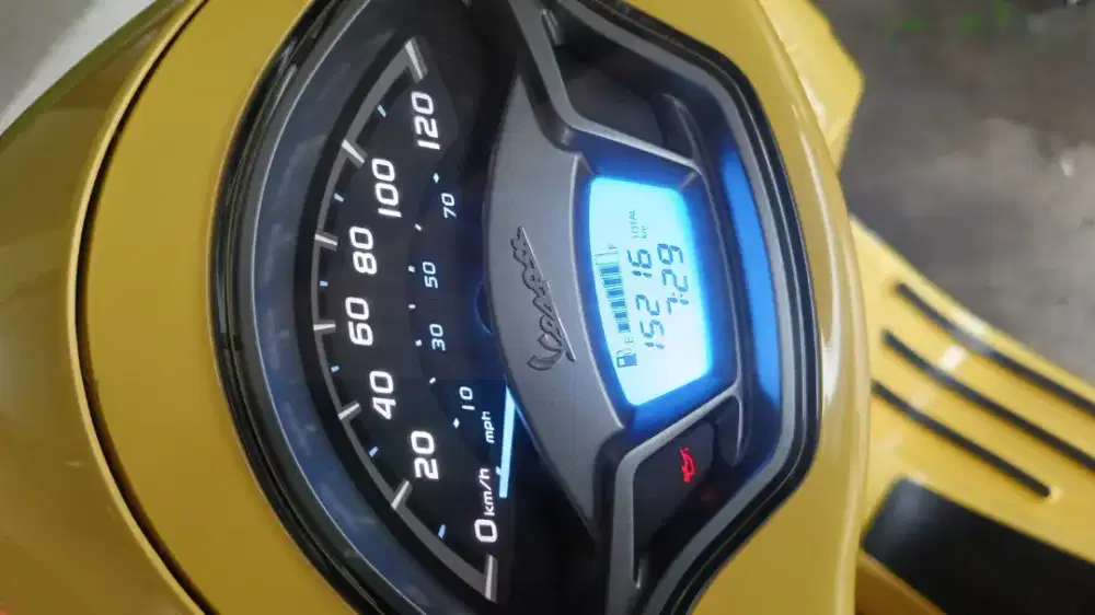 Peagio Vespa LX 125cc tahun 2021