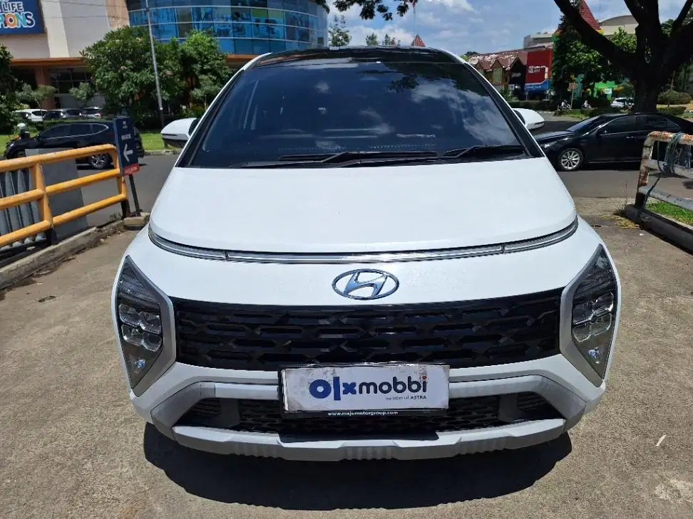 DP MURAH Hyundai Stargazer 1.5 Prime Bensin-AT 2025 Putih CRZLB
