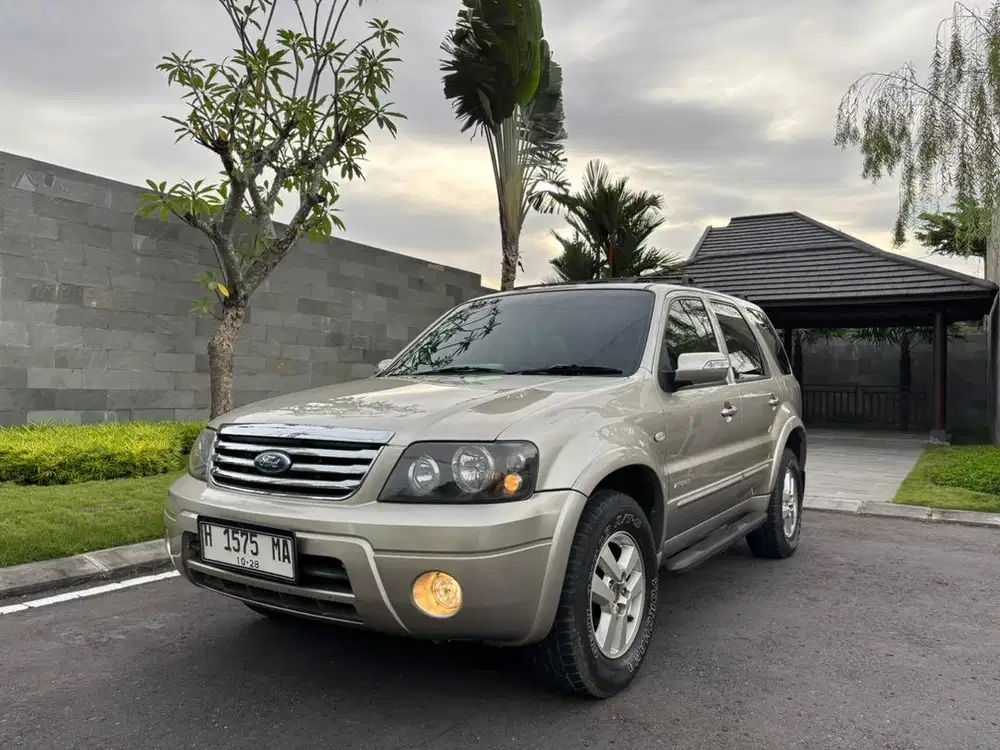 Ford Escape 2,3 XLT matic th2007 pajak Baru