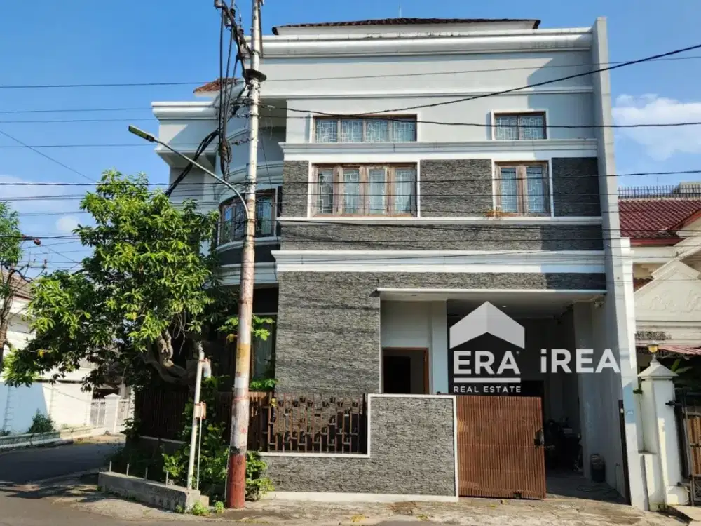 DIJUAL RUMAH 2 LANTAI SIAP PAKAI DI SOLO DEKAT RS KASIH IBU