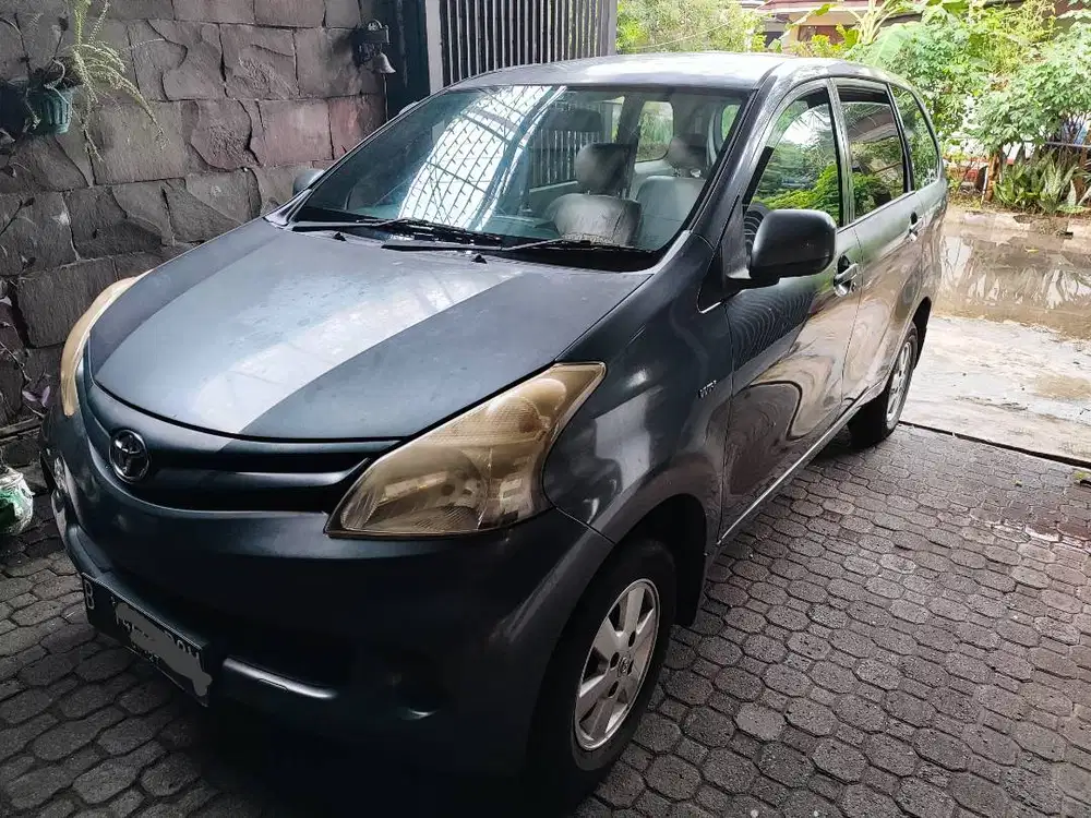 Dijual murah avanza 2012 type e