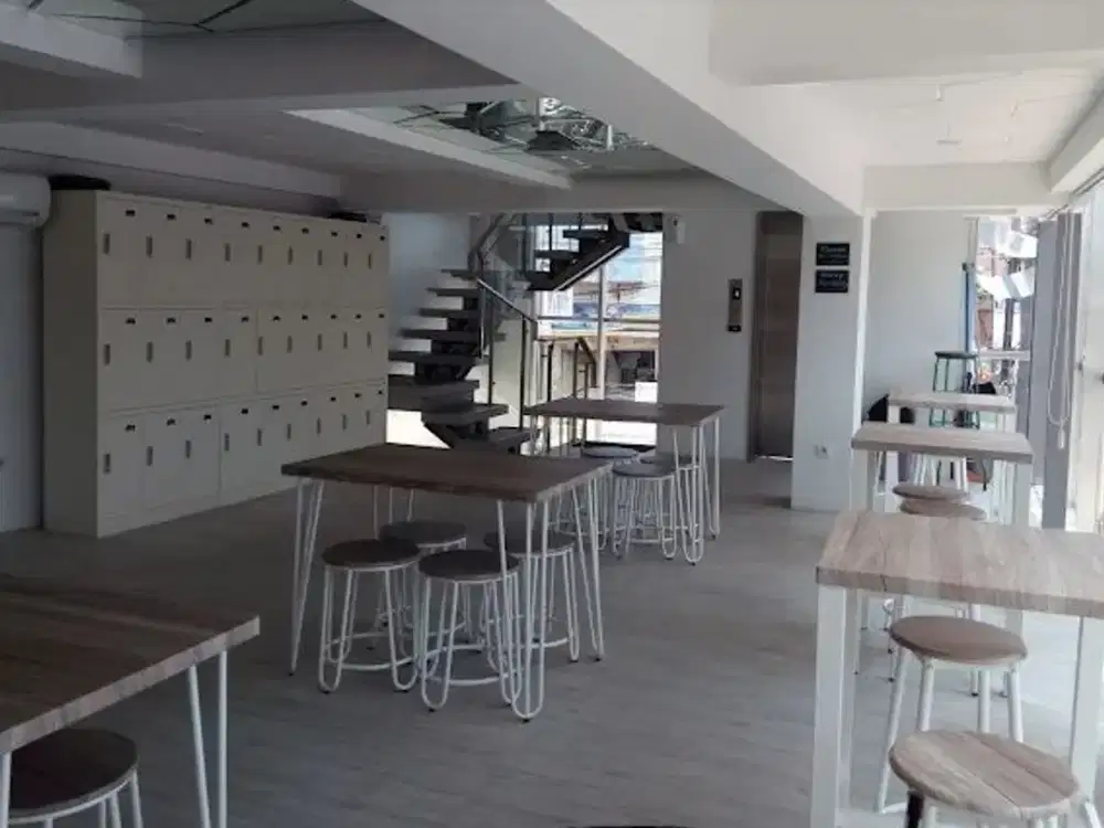 Hotel Strategis Tengah Kota Lokasi di Jl. Gajahmada Semarang