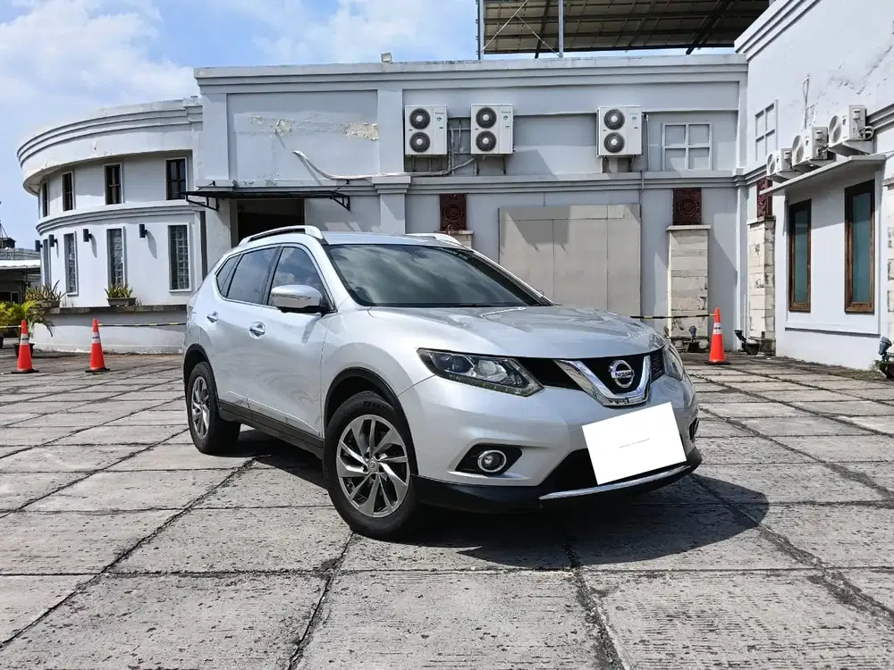 NISSAN XTRAIL X-TRAIL 2.5 AT 2015 Bensin