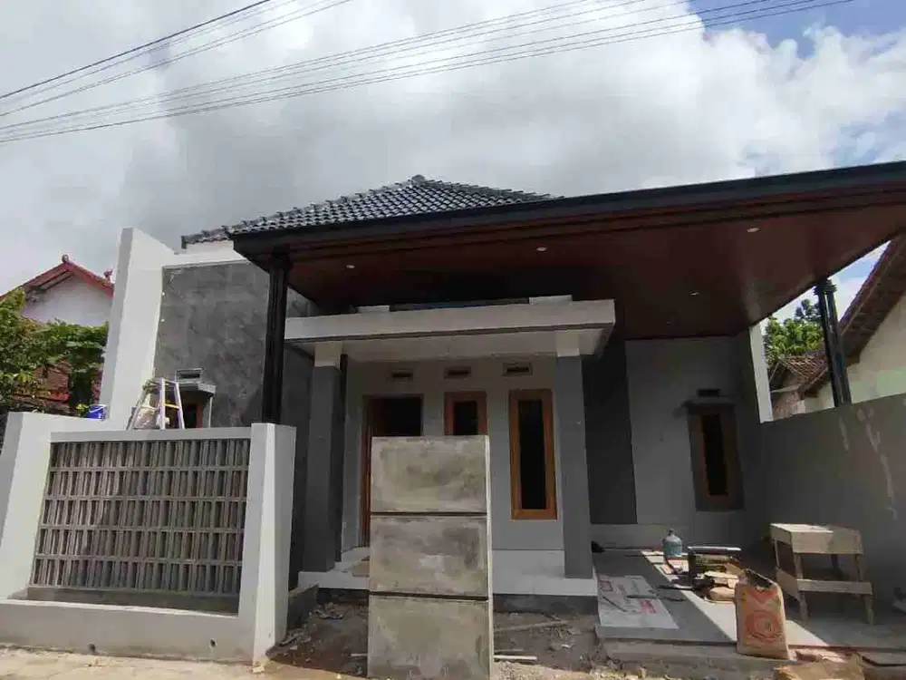 rumah 3 kamar tidur dekat Rumah sakit islam at-turots seyegan