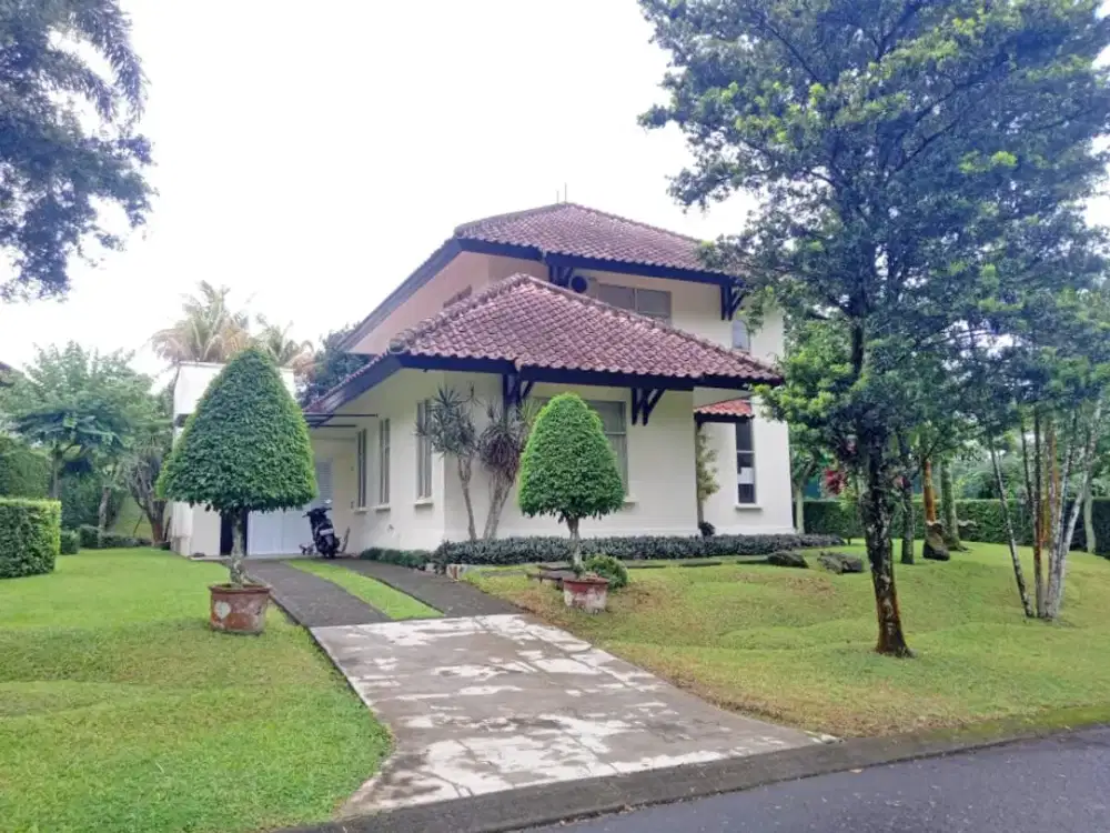 Rumah Mewah di Villa Rancamaya Golf Estate - View Hijau & Lingkungan Eksklusif