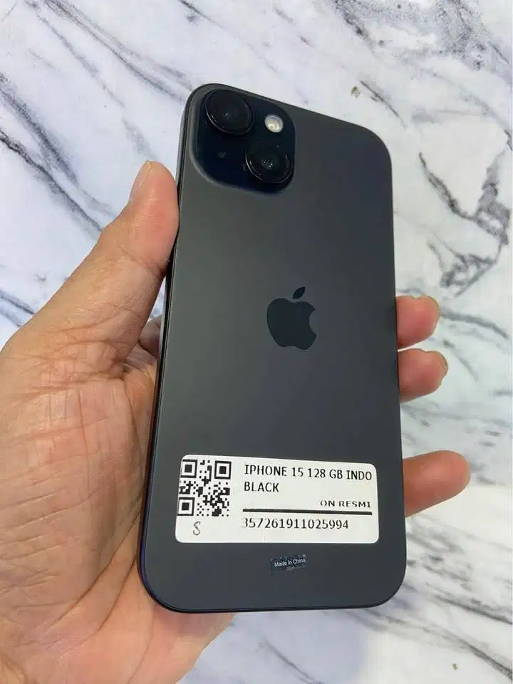 Second IPHONE 15 128gb Black IBOX Welldutt