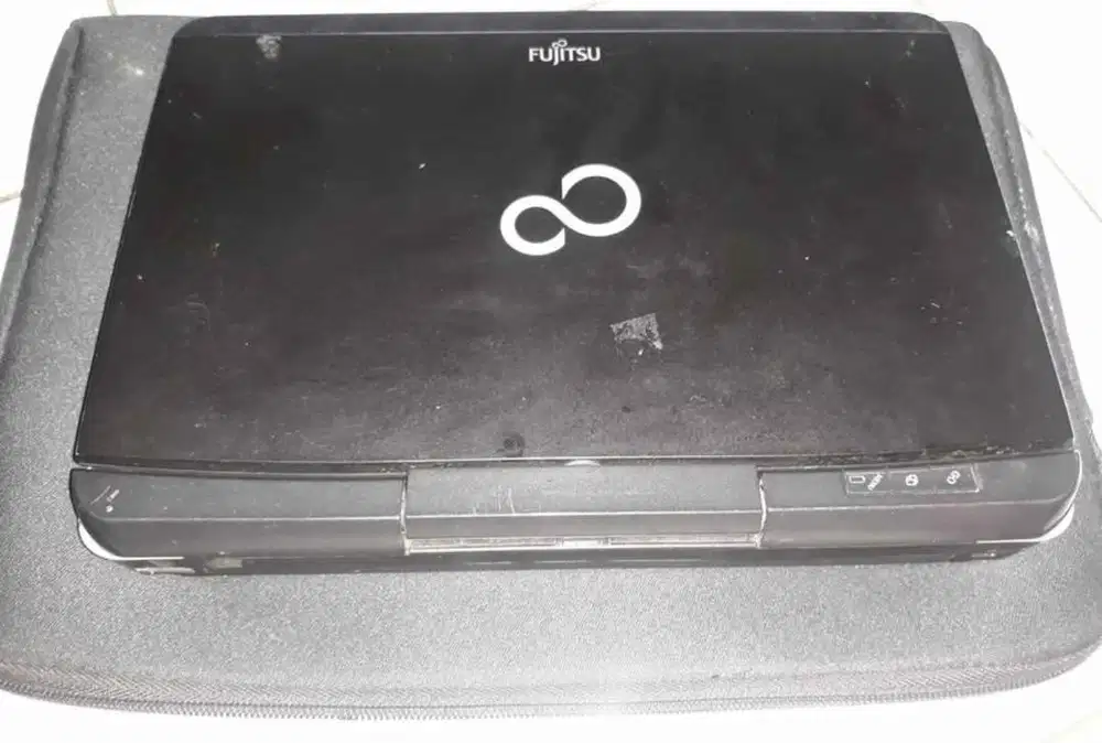 Notebook Fujitsu 10 inch i5