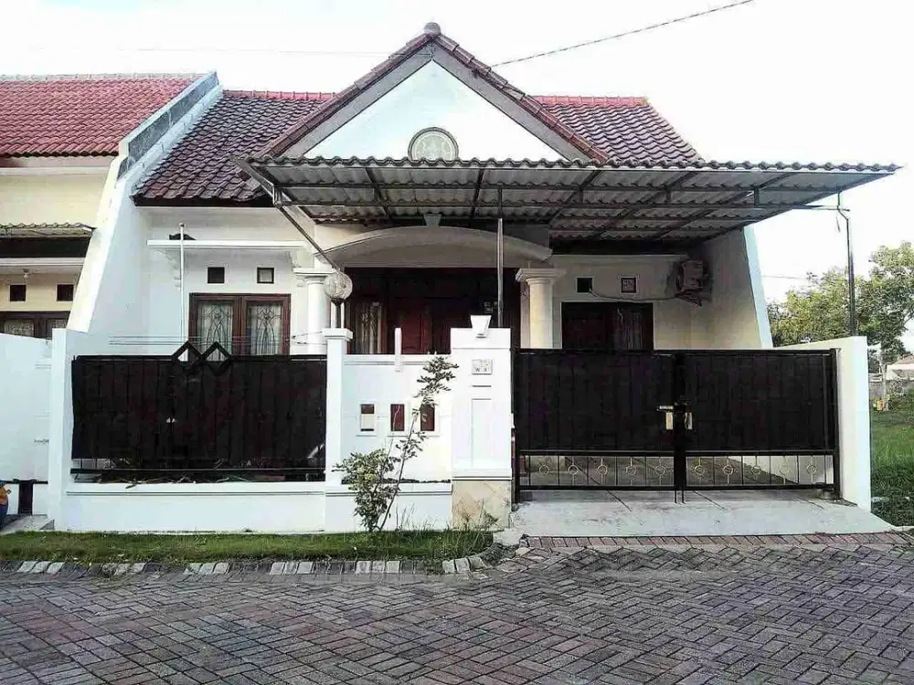 13. DIJUAL GRAHA SAMPURNA WIYUNG SURABAYA