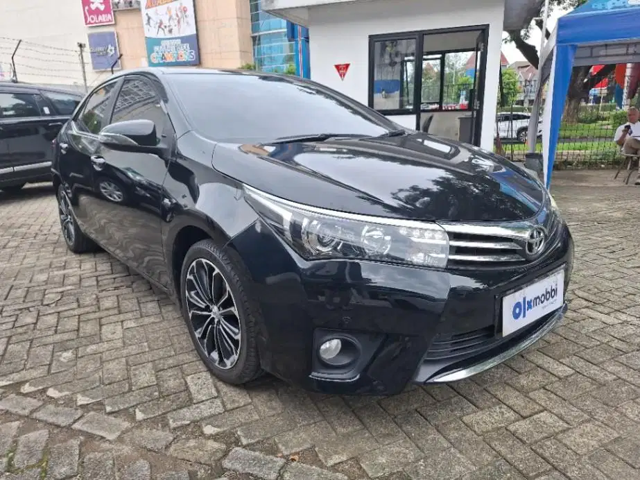DP MURAH Toyota Corolla Altis 1.8 V Bensin-AT 2014 Abu CFBMB