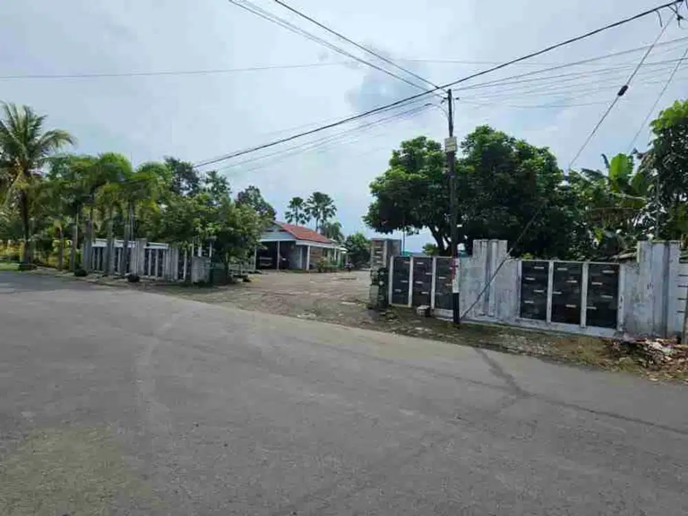 Dijual Rumah Asset Lelang jalan dharmawangsa Jember