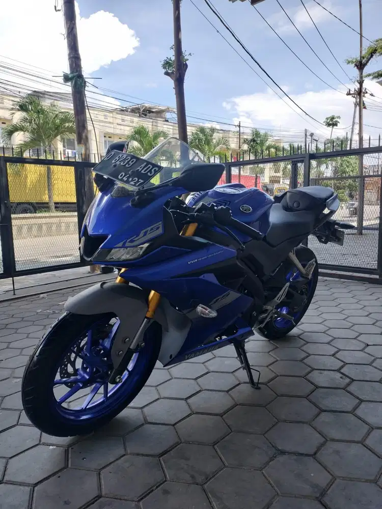 Yamaha R15 v3 2021
