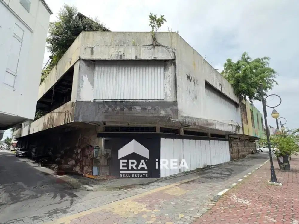 RUANG USAHA DIJUAL DI TENGAH KOTA SOLO DEKAT STASIUN PURWOSARI SOLO SQUARE MALL