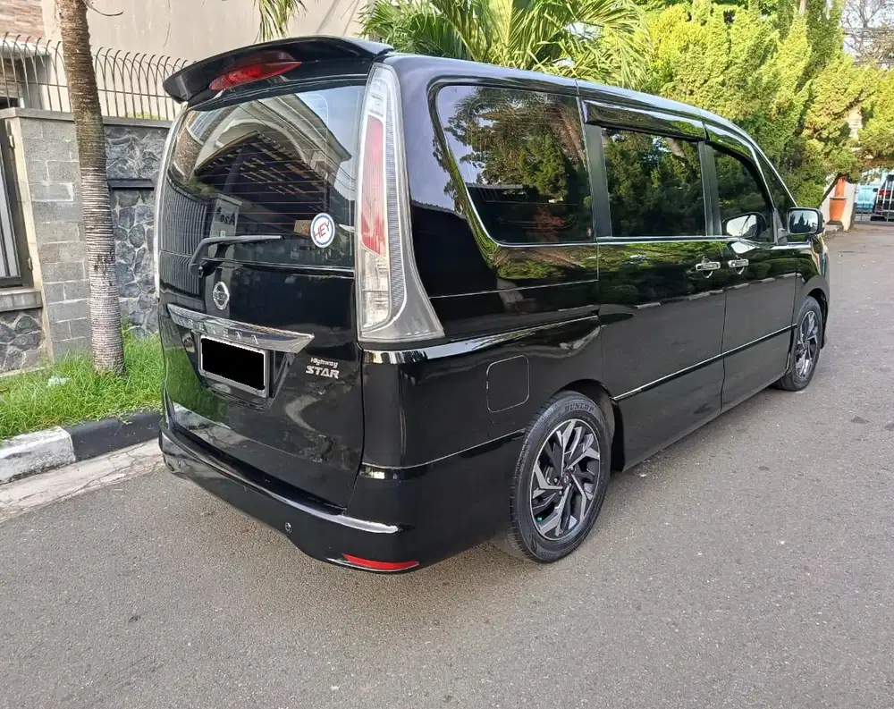 Nissan Serena 2014 Bensin