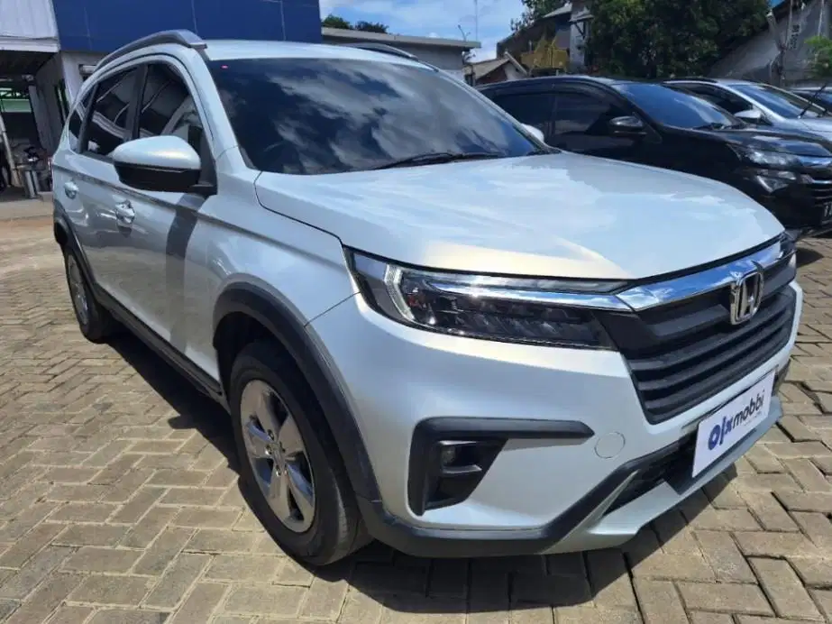 DP RENDAH Honda BRV 1.5 Prestige Bensin-AT 2023 FAVS