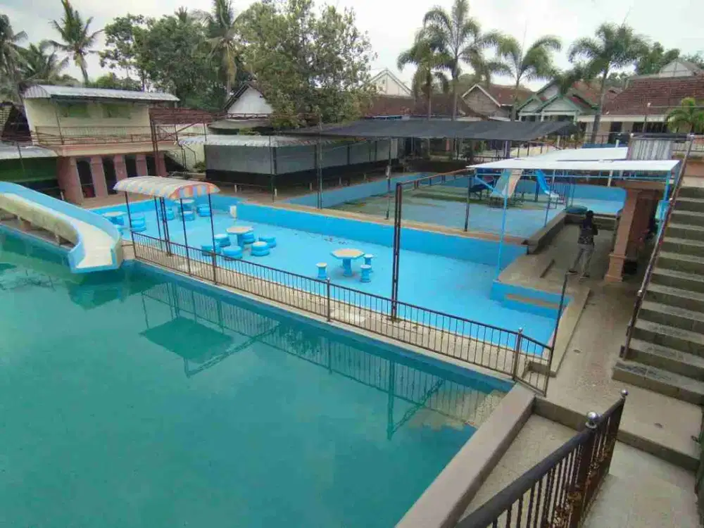 Dijual tempat Usaha Kolam Renang Lokasi Strategis