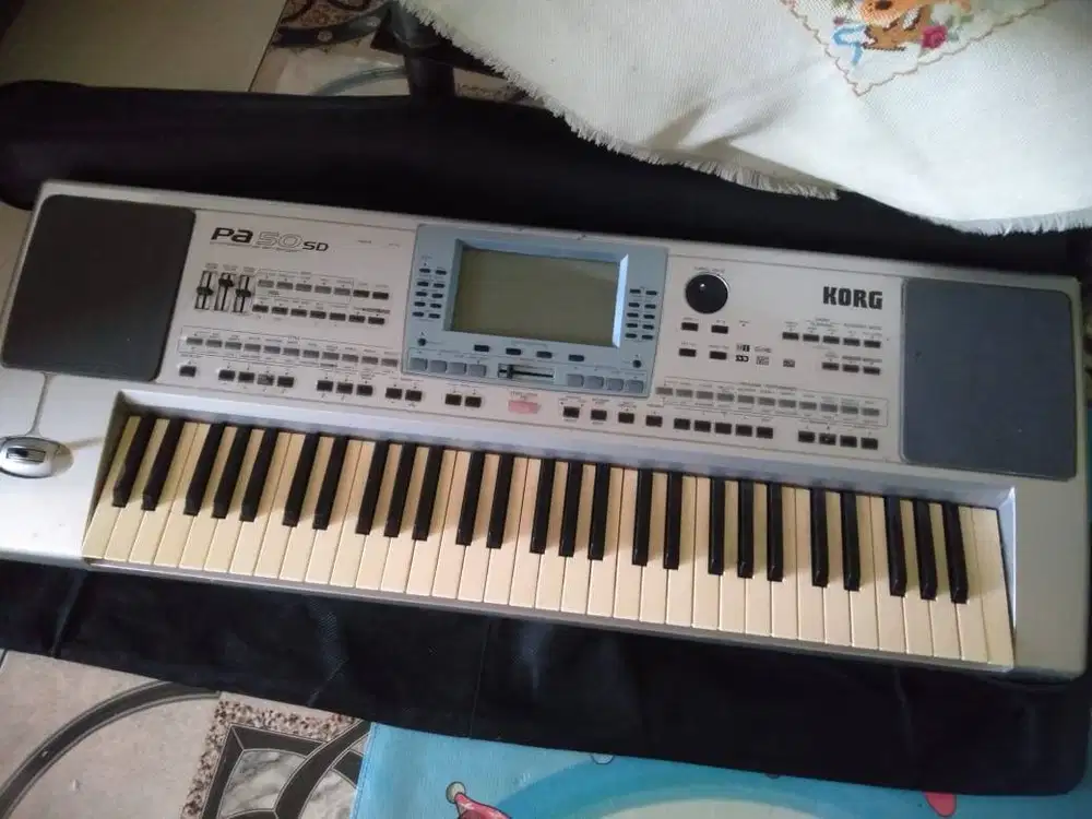 Keyboard KORG PA50 SD