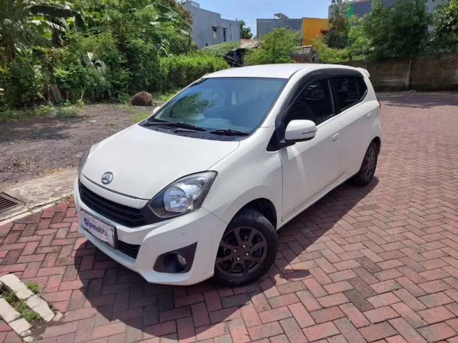 DP MURAH Daihatsu Ayla 1.0 X Bensin-MT-2020 PUTIH wDS