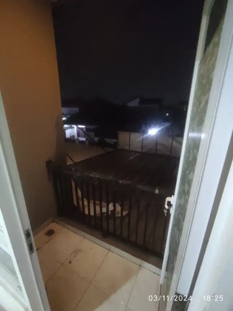 Dijual Ruko 2 tingkat Daerah Kreo Kembangan