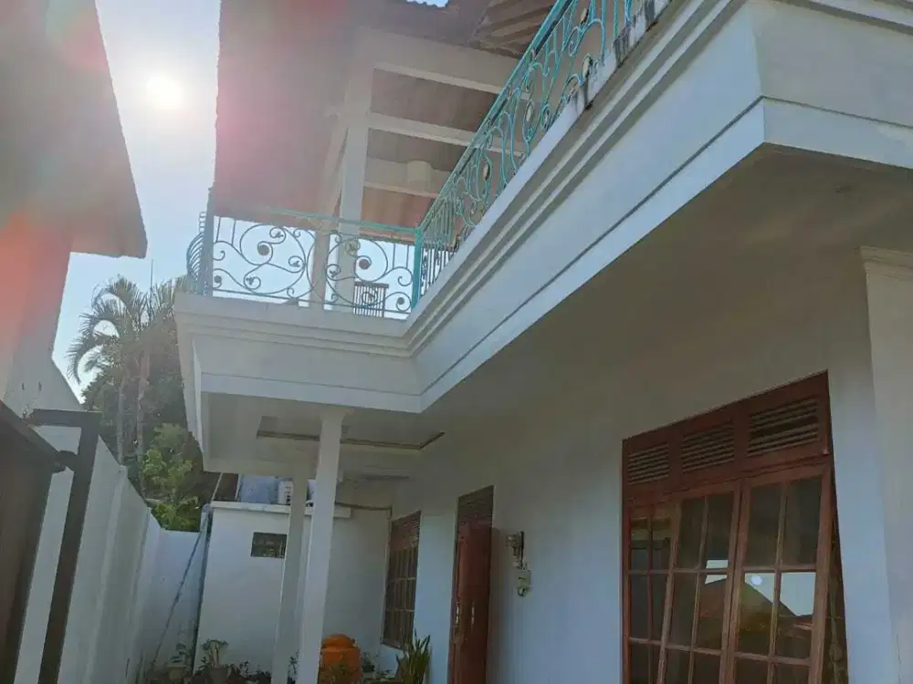 Rumah Lingkungan Perumahan - Sanur