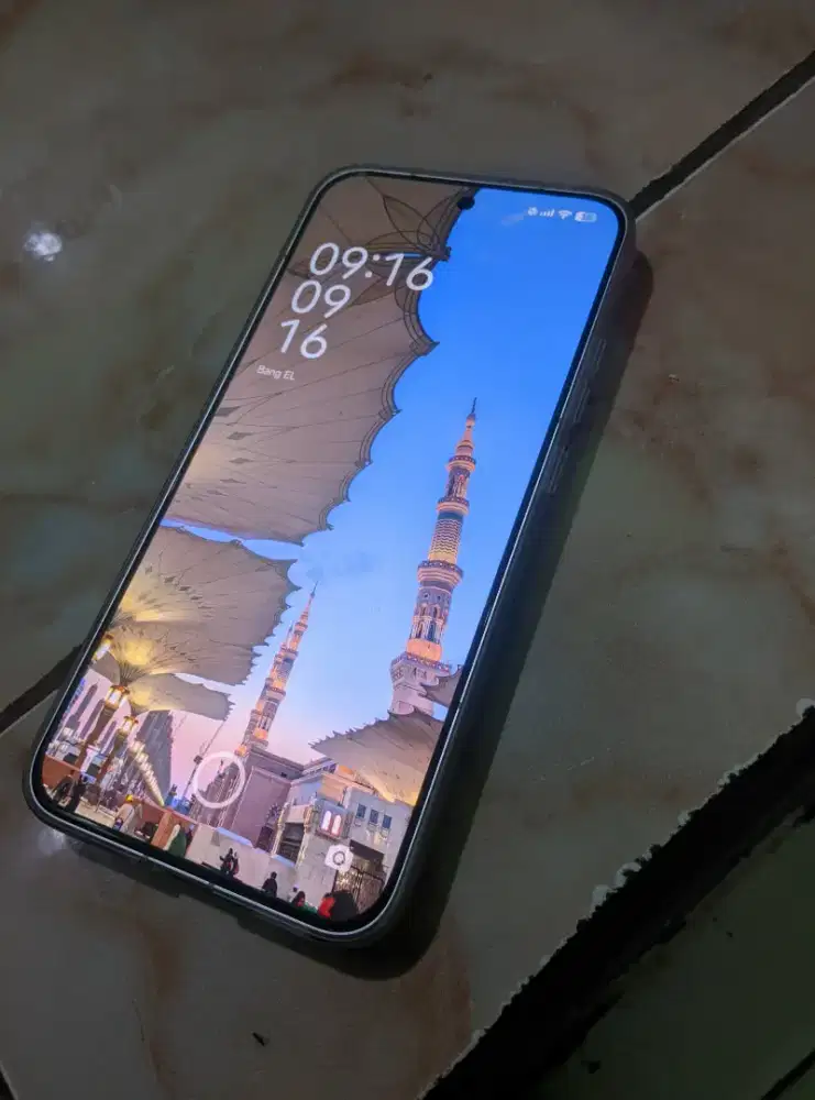 Xiaomi Poco F7 Fulset, mulus, warna silver