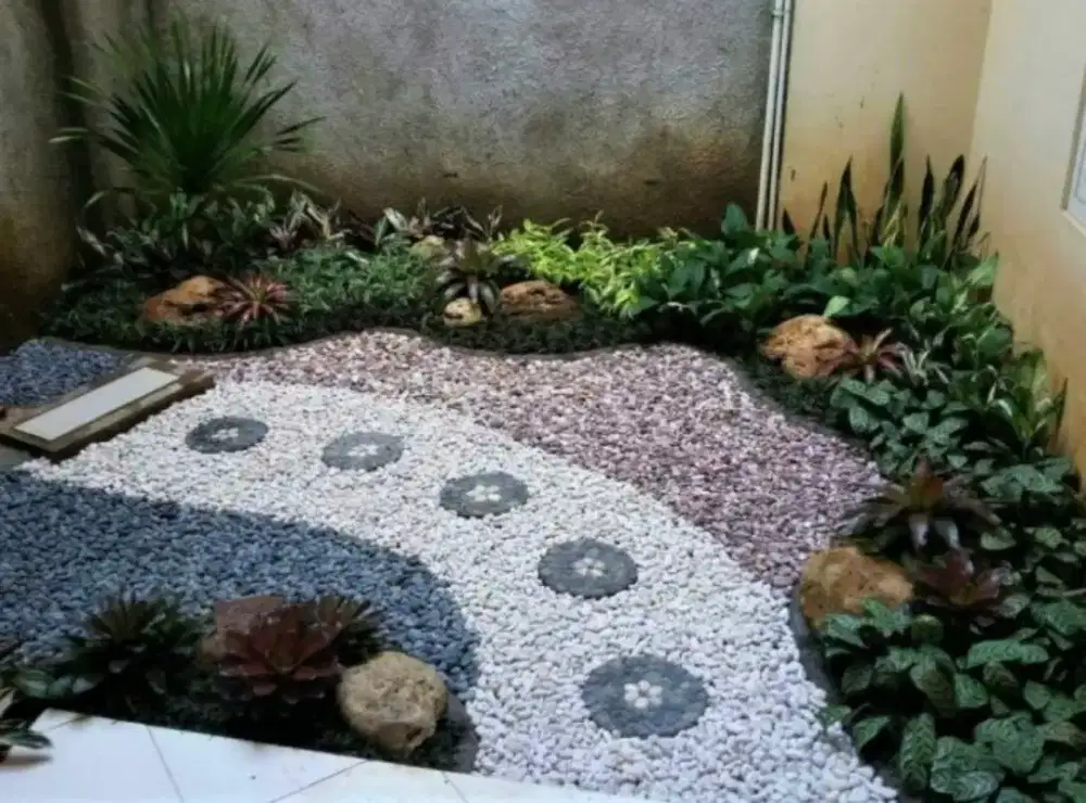 Jasa pembuatan taman kering minimalis