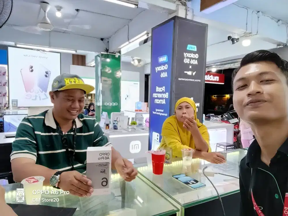 Oppo A6 Pro Varian Warna Titanium