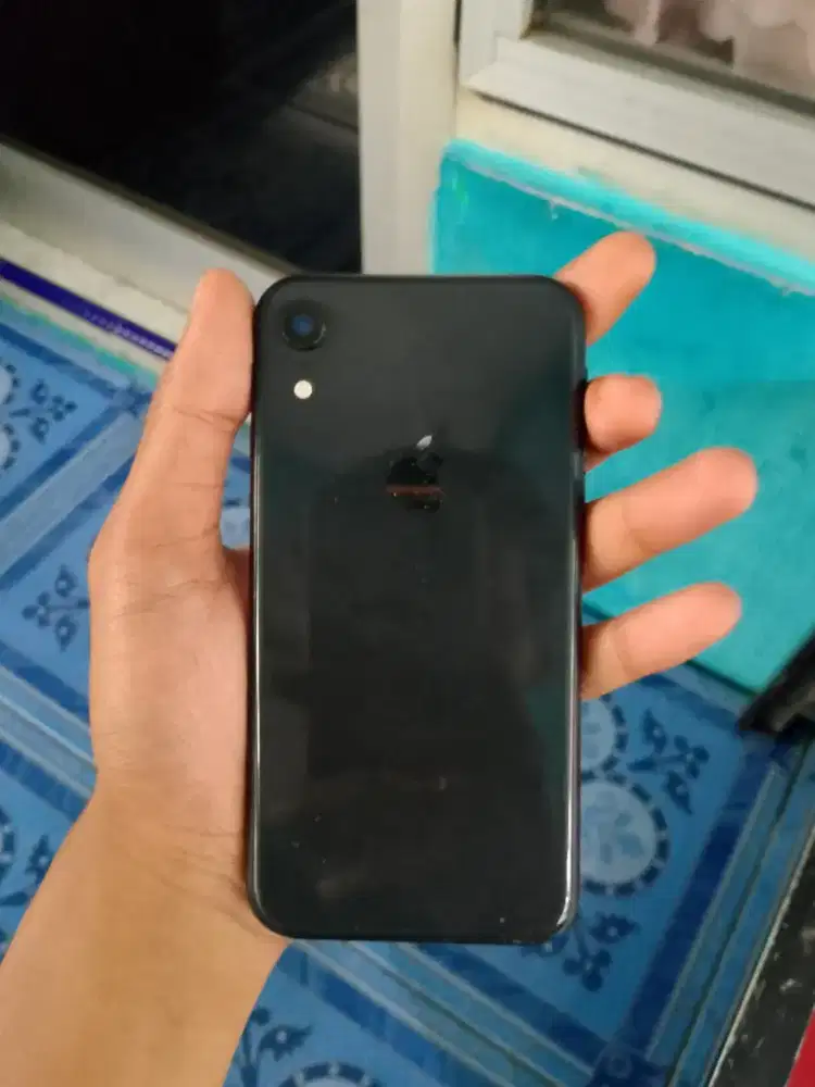 iPhone xr 128 inter