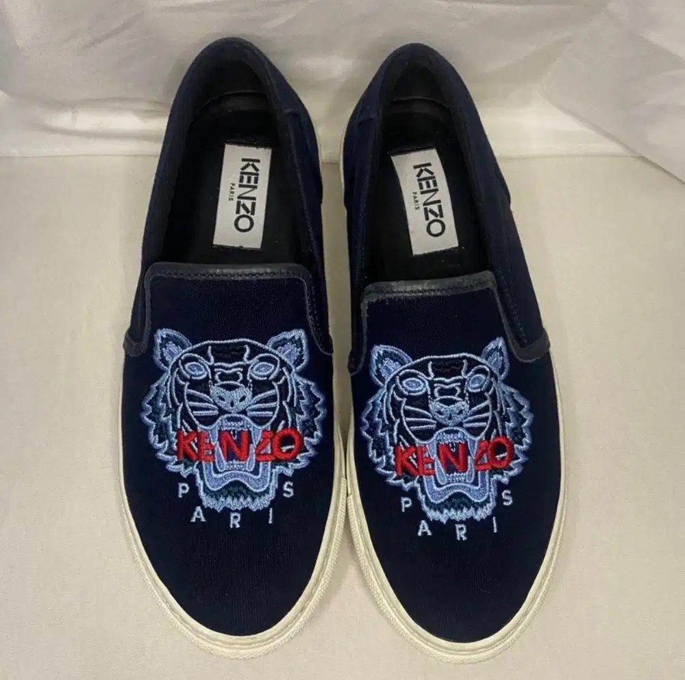 Preloved Kenzo k-skate tiger laceless trainers slip on in navy blue