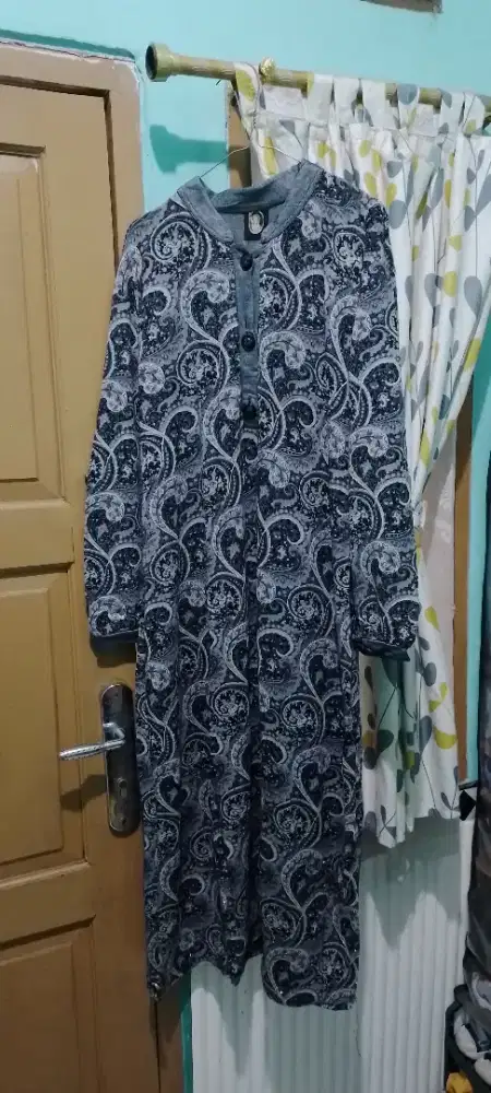 Gamis perempuan dewasa