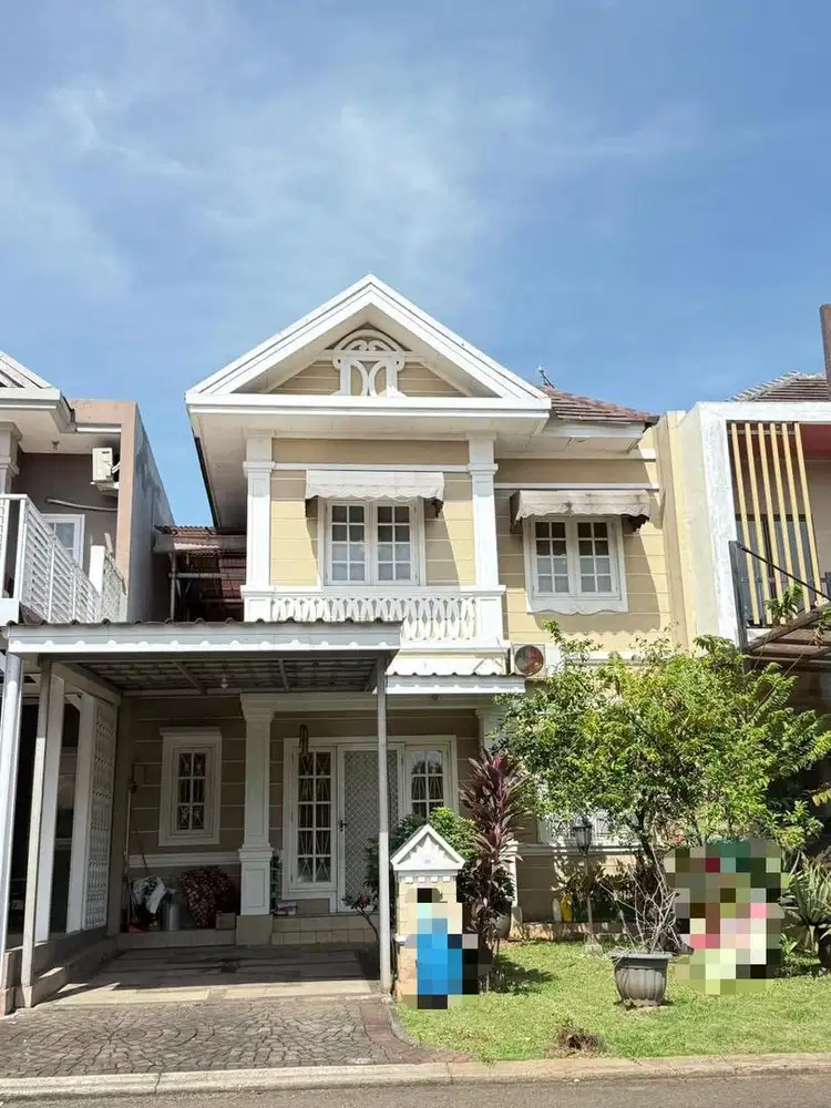 Dijual rumah 2 lantai siap huni di Kota Wisata