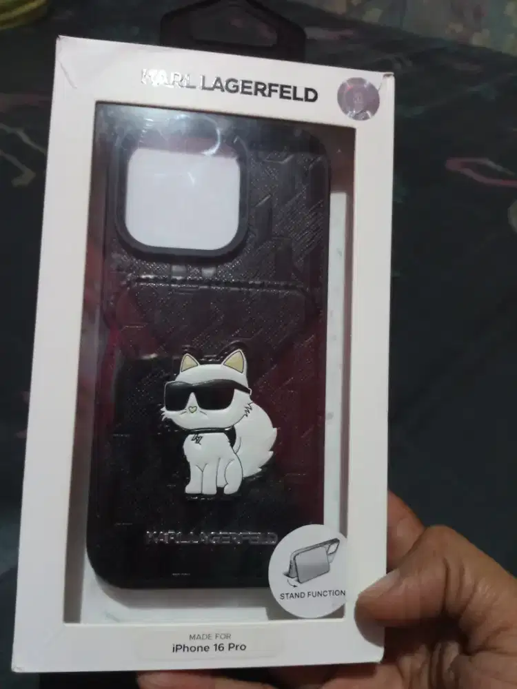 Case  playwork KARLLAGERFELD 16 PRO