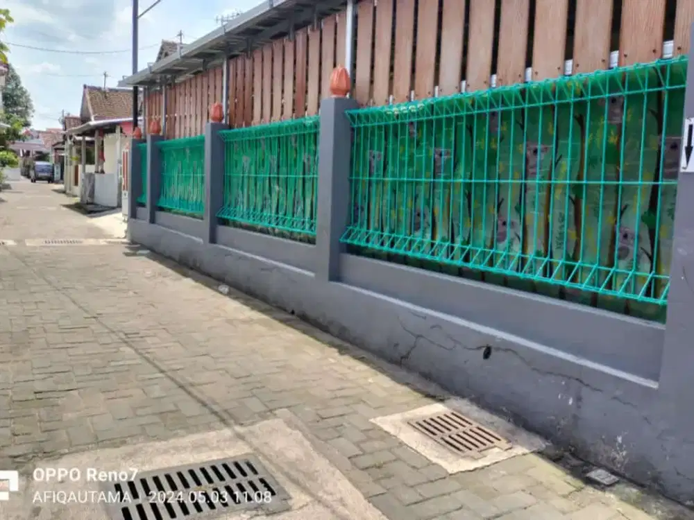 Dijual rumah dekat stadion Mandala Krida umbulharjo, hadap barat bisa parkir mobil 5