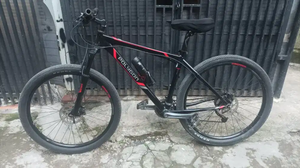 Sepeda MTB Polygon Xtrada 5 rim 27,5 + Sepeda lipat United pact rim 20