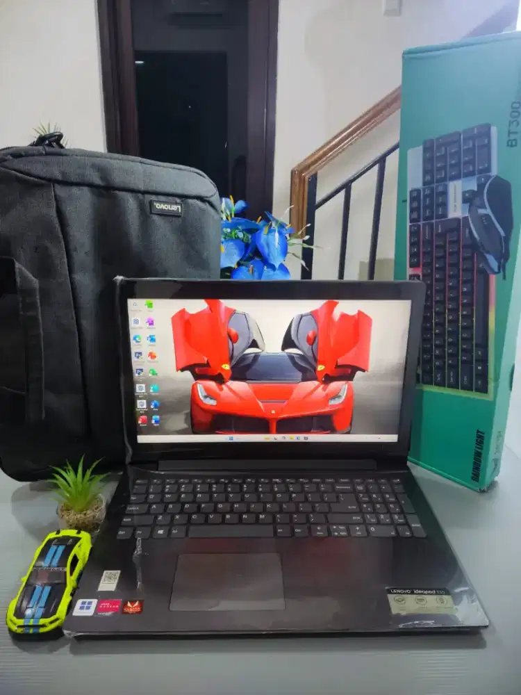 Lenovo Ideapad 330 Ryzen 7 Dual VGA Radeon Siap Editing
