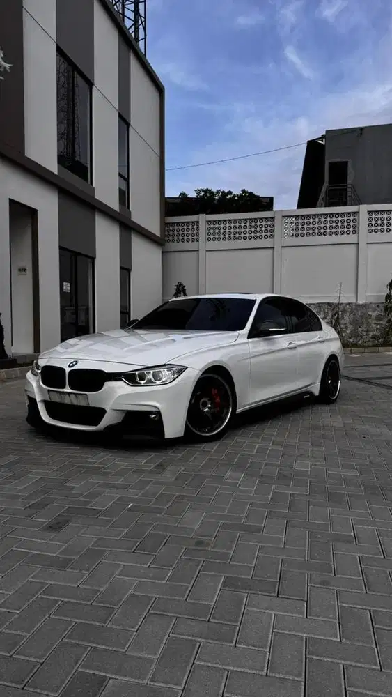 BMW F30 335i M performance FULL SPEC