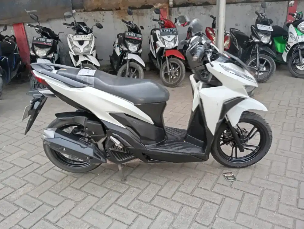 Honda Vario 150 new Keyyles Tahun 2018 Surat Komplit