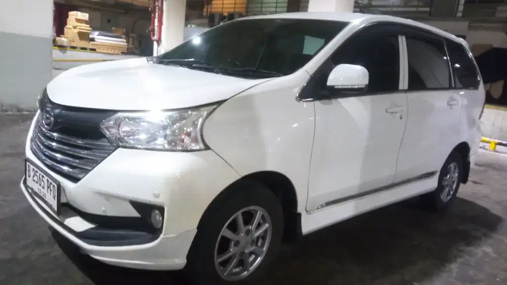 Toyota A Xenia R DLX A/T Tdp 7jt