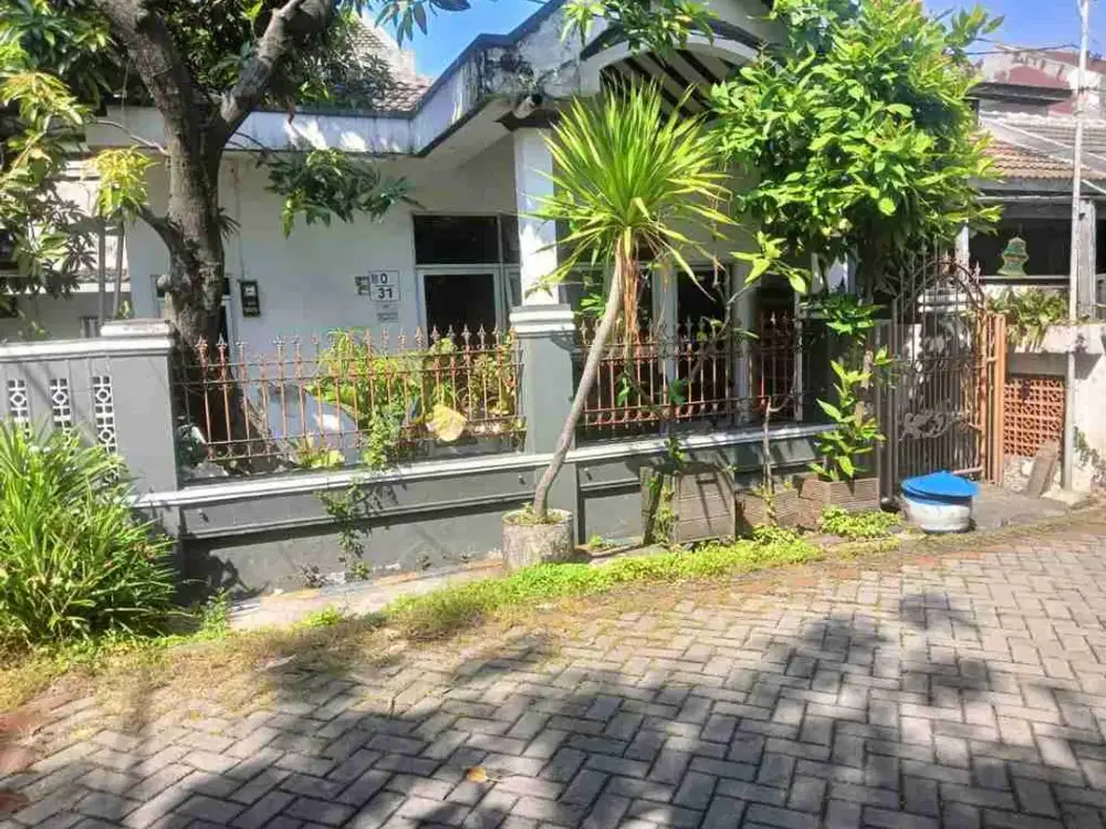 Rumah Nyaman Surabaya dekat lokasi merr