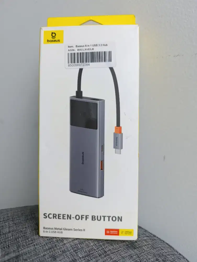 Baseus Metal Gleam Series II 6-in-1 USB Hub – Screen-Off Button