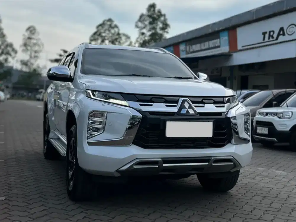 NIK 2025 KM 5RB!! MITSUBISHI NEW PAJERO DAKAR 2.4 DIESEL PUTIH 2025